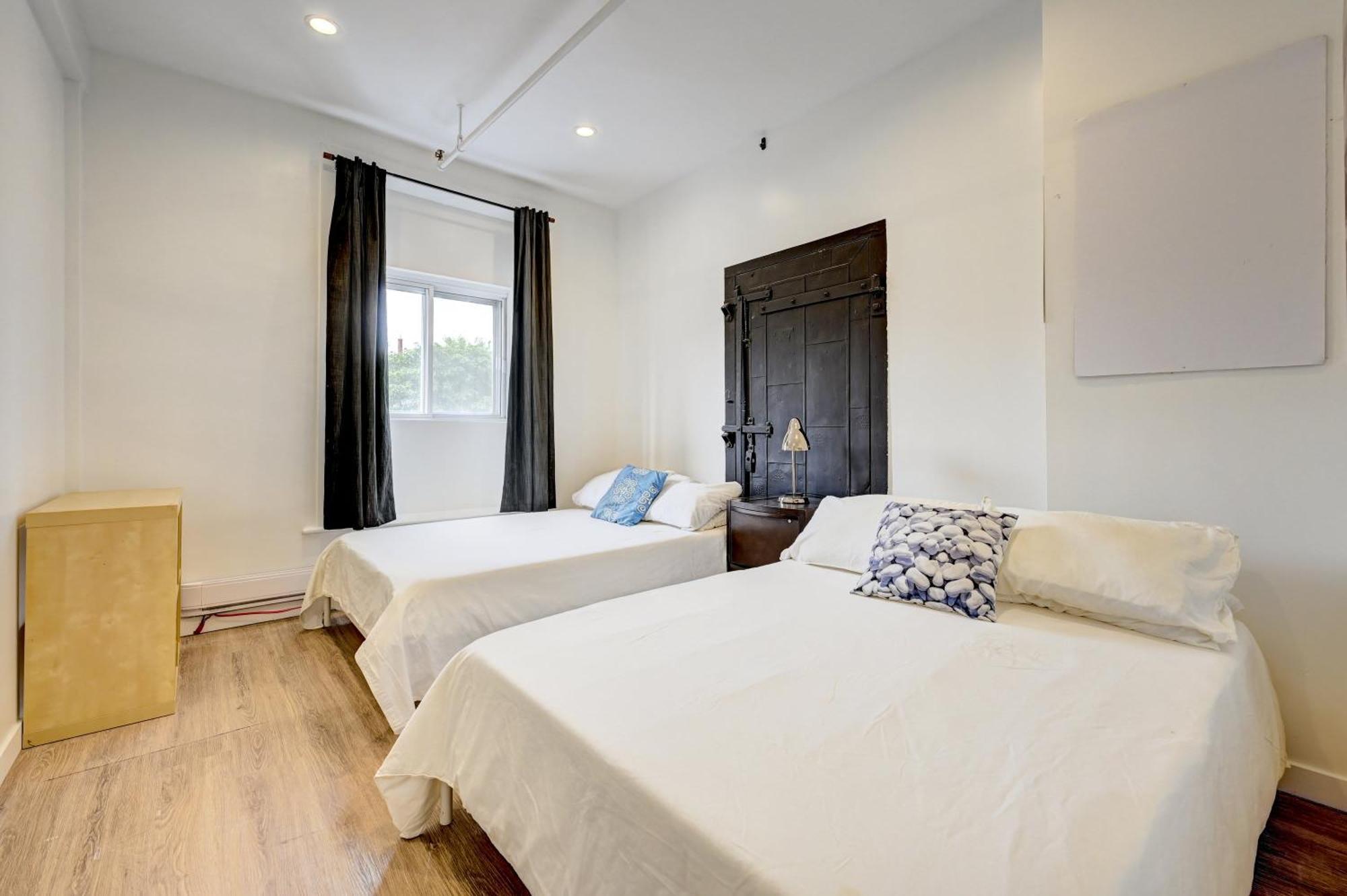 Apartamento Unique Space Famed St Laurent Blvd Very Walkable Montreal